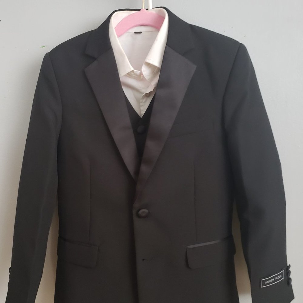 Boy suit